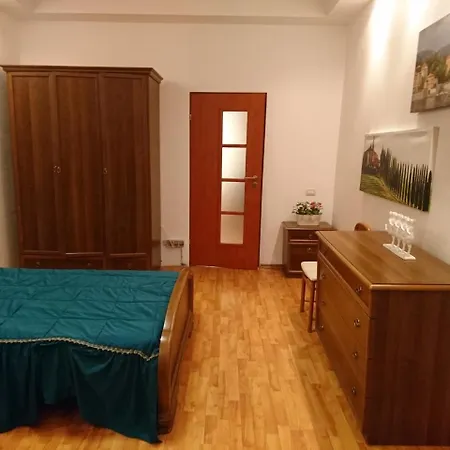 Friends Apartaments: Monica * Bucharest